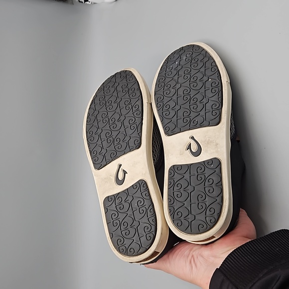 Olukai Pehuea slip on sneaker Women size 9 shoes - Picture 10 of 10